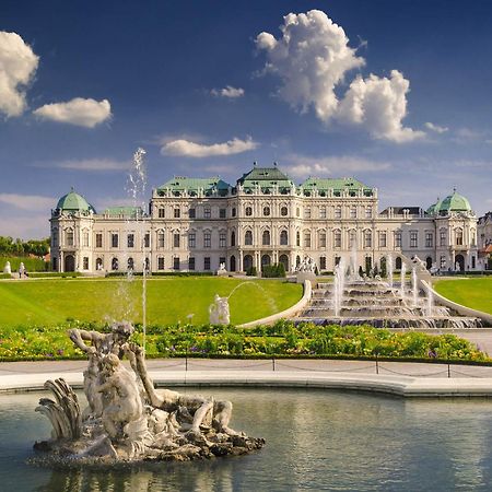 Close To Schoenbrunn Apartments - Contactless 24H Check-In Bécs Kültér fotó
